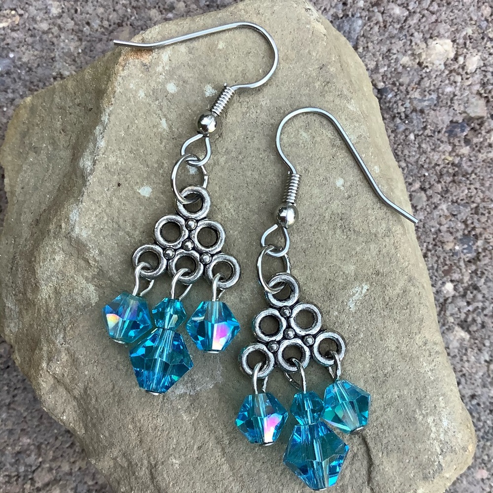 Chandelier Earrings. - Picture 2 of 2